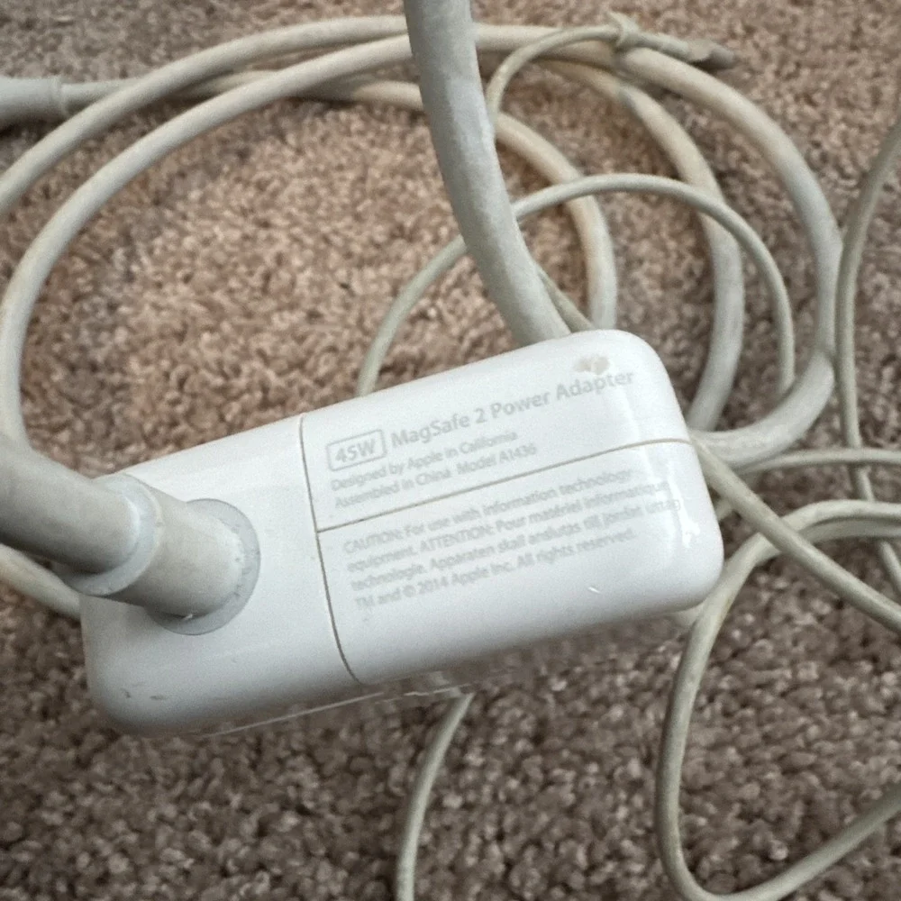 Apple - 45W MagSafe‎ 2 Power Adapter with Magnetic DC Connector - White